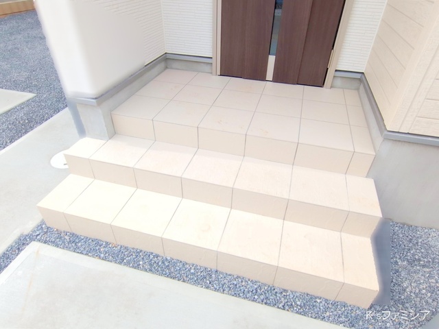 上尾市大字瓦葺の新築戸建て完成写真 2025年11月5日撮影