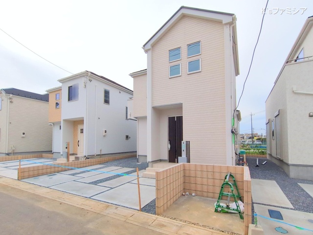 上尾市大字瓦葺の新築戸建て完成写真 2025年11月5日撮影