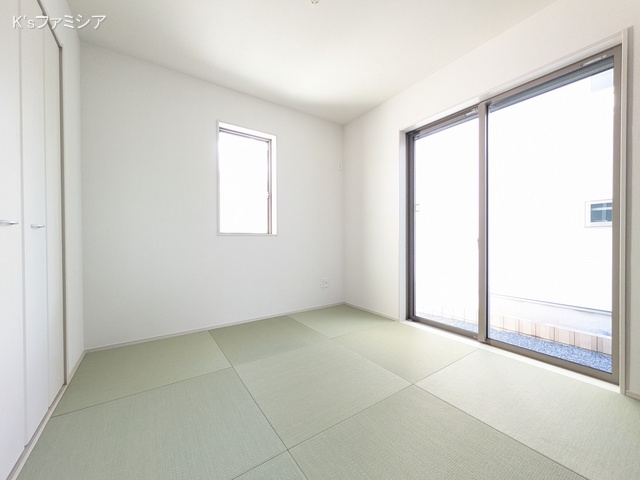 上尾市大字瓦葺の新築戸建て居室サブ写真 2025年11月10日撮影