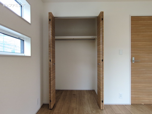 さいたま市北区大成町４丁目の新築戸建て収納(ウォークインクローゼット)写真 2025年9月4日撮影