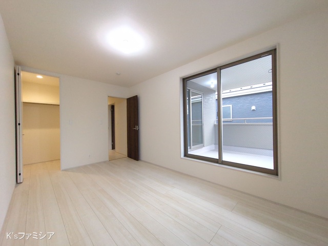 さいたま市岩槻区城町２丁目の新築戸建て居室メイン写真 2025年10月31日撮影