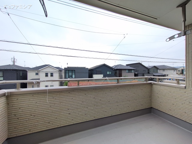 さいたま市岩槻区城町２丁目の新築戸建てバルコニー写真 2025年10月31日撮影