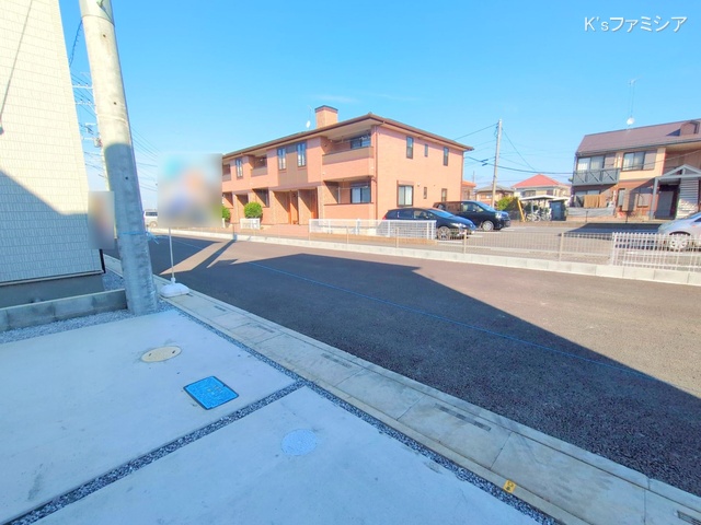 さいたま市岩槻区西原台２丁目の新築戸建て完成写真 2025年11月27日撮影