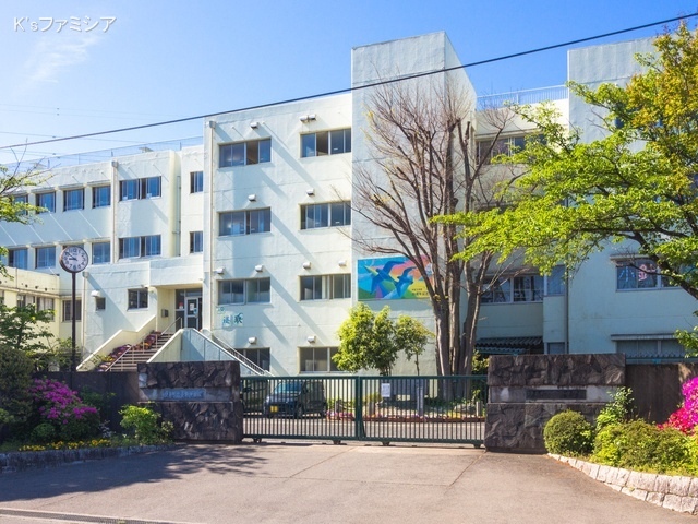 伊奈町立小針中学校　距離1500m