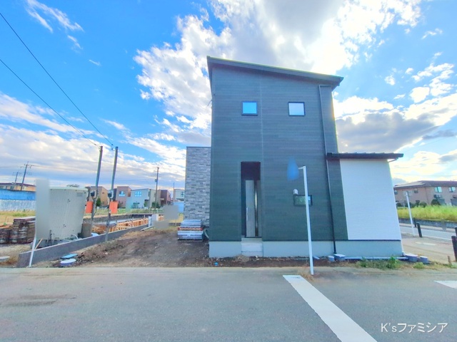 北足立郡伊奈町内宿台５丁目の新築戸建て外構写真 2025年10月27日撮影