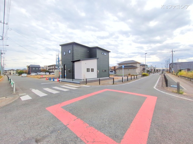 北足立郡伊奈町内宿台５丁目の新築戸建て外構写真 2025年11月11日撮影