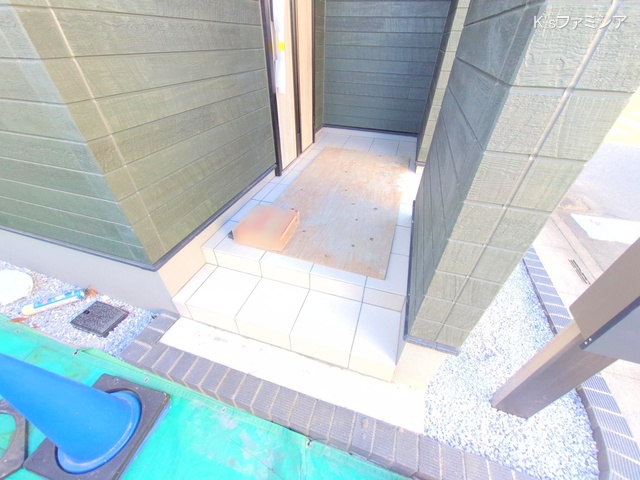 北足立郡伊奈町内宿台５丁目の新築戸建て完成写真 2025年12月1日撮影