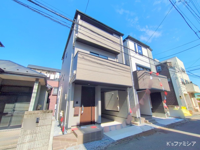 さいたま市緑区太田窪１丁目 新築戸建ての完成写真