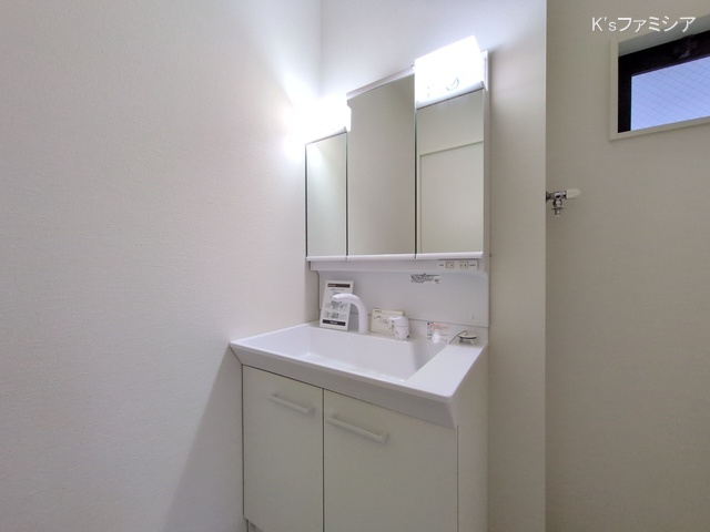 さいたま市緑区太田窪１丁目の新築戸建て洗面所写真 2025年10月2日撮影