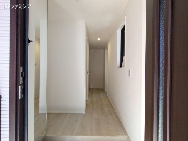 さいたま市緑区太田窪１丁目の新築戸建て玄関写真 2025年10月2日撮影