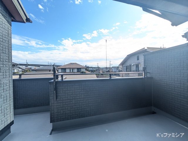 上尾市原市北１丁目の新築戸建てバルコニー写真 2025年10月24日撮影