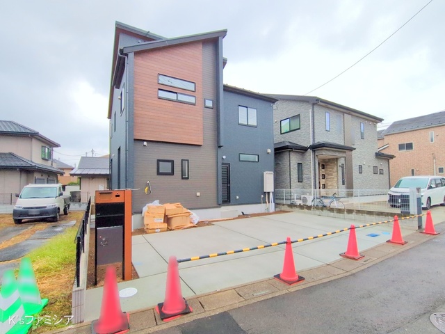 上尾市原市北１丁目の新築戸建て外構写真 2025年10月1日撮影