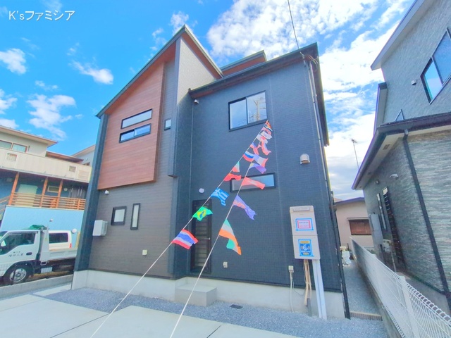 上尾市原市北1丁目 新築戸建ての完成写真