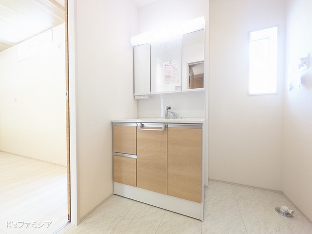 上尾市原市北１丁目の新築戸建て洗面所写真 2025年10月24日撮影