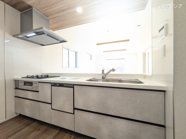 北足立郡伊奈町中央４丁目の新築戸建てキッチン写真 2025年11月14日撮影