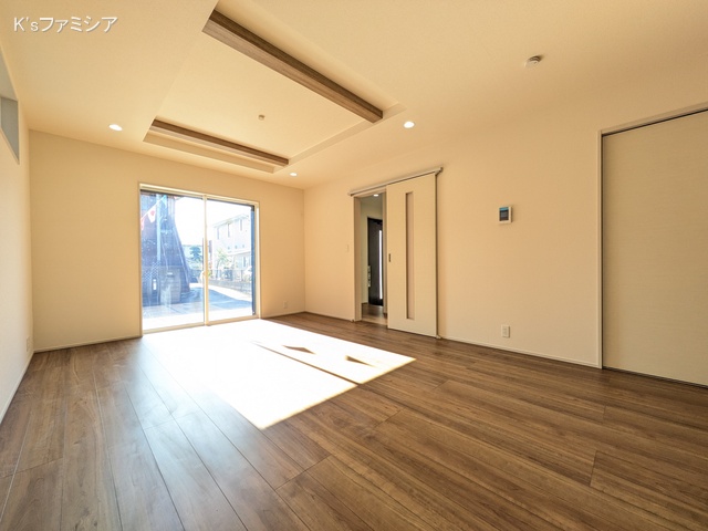 北足立郡伊奈町中央４丁目の新築戸建てリビング写真 2025年11月14日撮影