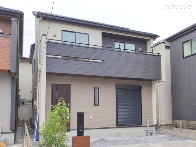 北足立郡伊奈町中央４丁目 新築戸建ての完成写真